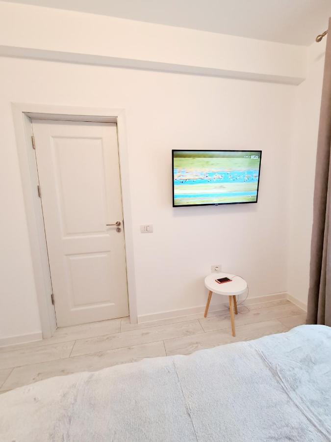 Vladimir Residence Mamaia Nord นาโวดาริ ภายนอก รูปภาพ